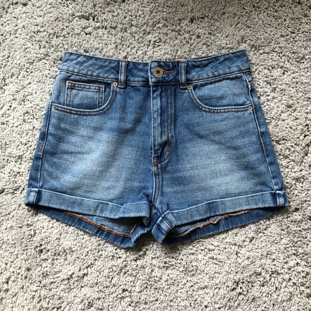 🌞Bullhead Mom Short